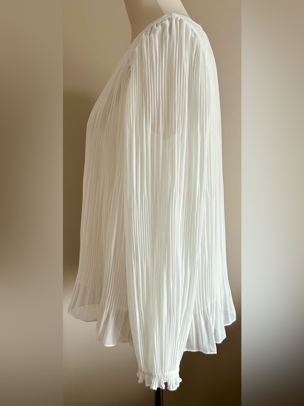 NWT - Cleo Micro-Pleated Tunic Blouse in Off-White